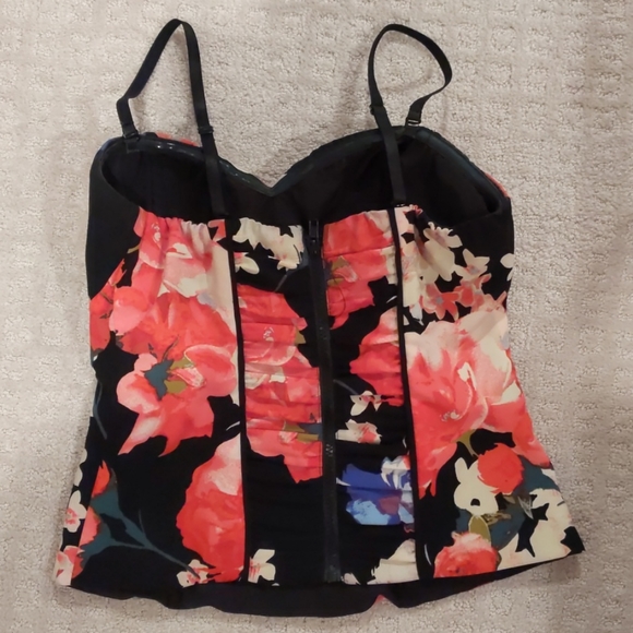 Guess strapless top - Picture 2 of 2